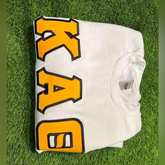 KAO Sweater - Picture 4 of 5